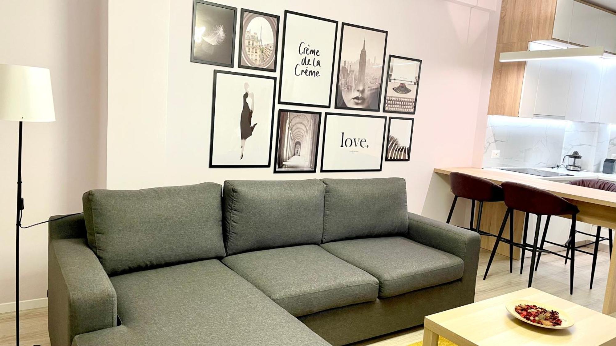 Lovely Apartment Tirana Bagian luar foto